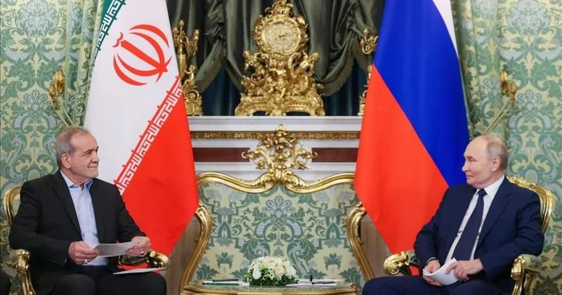 Rusya Devlet Başkanı Putin, İran Cumhurbaşkanı Pezeşkiyan ile bölgedeki gerginliği görüştü