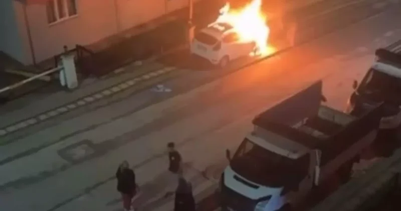Bursa’da otomobiller alev topuna döndü