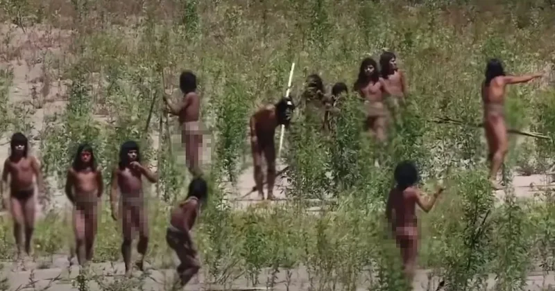 Dünyayla teması olmayan kabile ilk kez böyle görüntülendi Sözcü Gazetesi