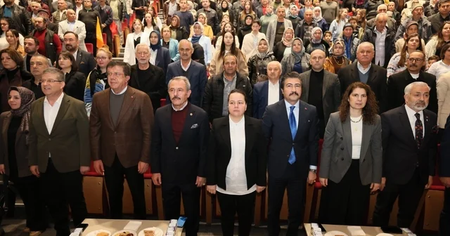 AK Parti İl Başkanı Subaşıoğlu; 700 günde Denizli ye hiçbir hizmet yapmadınız AK Parti Acıpayam Genişletilmiş İlçe Danışma Toplantısı yoğun katılımla gerçekleşti Denizli Haberleri