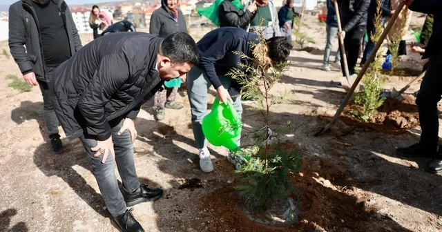 Nevşehir de binlerce fidan toplarla buluştu Nevşehir Haberleri