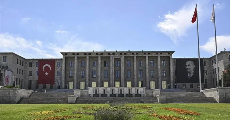 TBMM’de stajyer kız öğrencilere istismar davasında 3 sanık hakkında yeniden tutuklama kararı