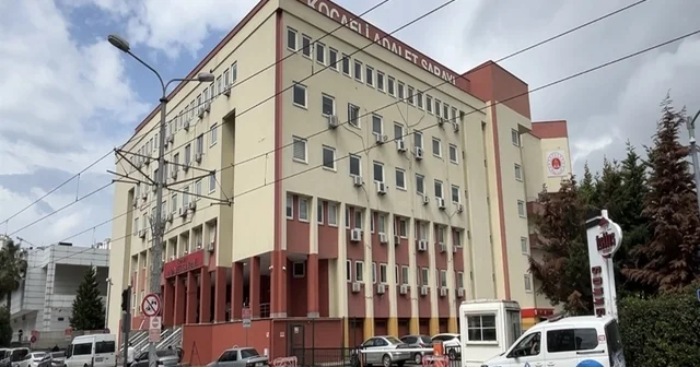 Kocaeli Adliyesi ndeki emanet deposundan 2 kilo altın ile 6 bin 400 dolar çalınmış Kocaeli Haberleri