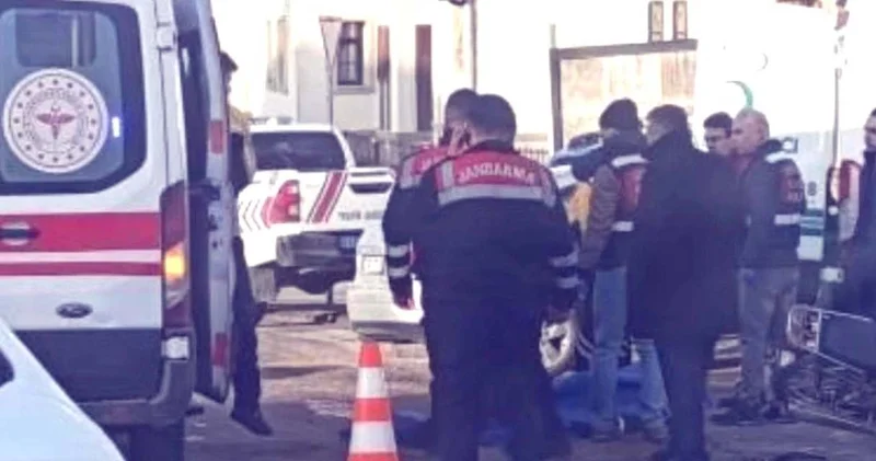 Gaziantep’te feci kaza! Metrelerce sürüklenen motosiklet sürücü can verdi
