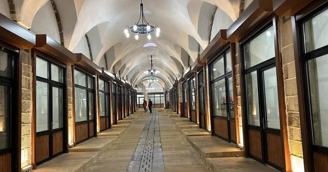 Kahramanmaraş ta 526 yıllık Tarihi Çarşı da 140 iş yerinin restorasyonu tamamlandı Kahramanmaraş Haberleri