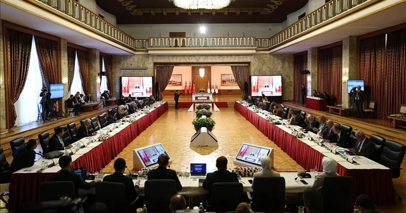 MHP: Süreç komisyonunun, Türkiye Cumhuriyeti’nin temel anayasal ilkelerini ve üniter devlet yapısını dönüştürme işlevi yoktur