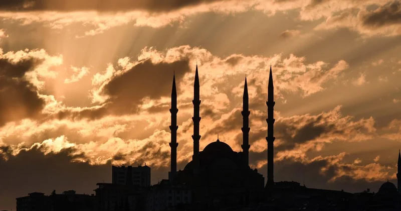 Diyanet İşleri Başkanı ndan İslam dünyasına birlik çağrısı