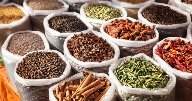 Taklit ve tağşişe karşı açıkta ve etiketsiz satılan gıdalara dikkat uyarısı İzmir Haberleri