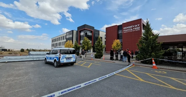 Öldürdüğü eski eşinin bulunduğu baz istasyonu çevresinde binden fazla sinyal alınmış Fakülte önünde eski eşini öldüren sanık hakim karşısında Kayseri Haberleri