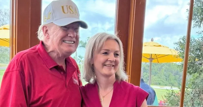 Her konuda haklı : Britanya nın en kısa süre görev yapan başbakanı Liz Truss, Trump la fotoğraf paylaştı