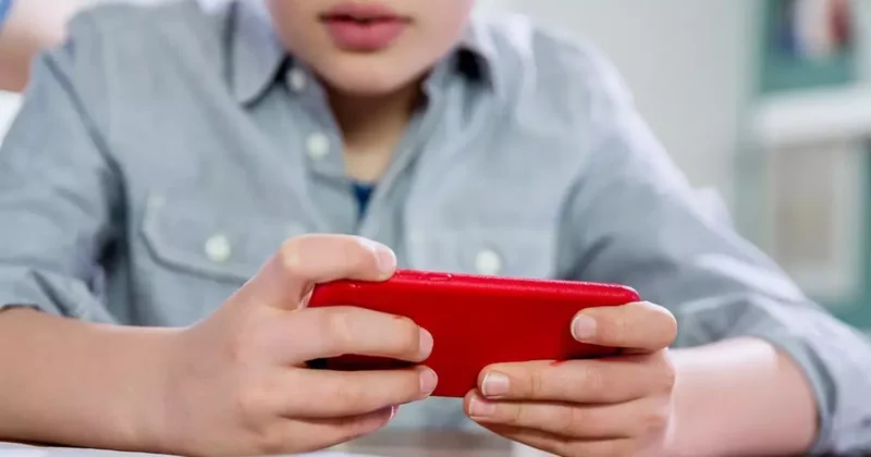 Sosyal medya yasası yolda! Yüz tanıma sistemi, ebeveyn kontrolü...