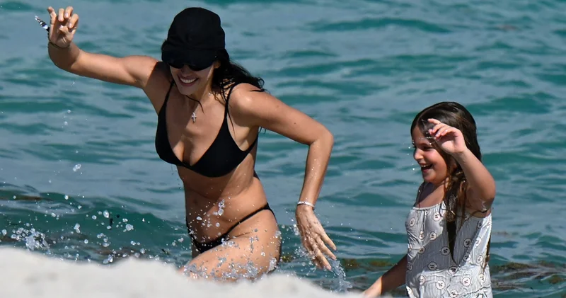 Irina Shayk kızı Lea ile Miami tatilinde