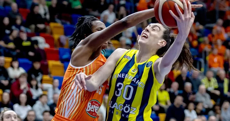 Fenerbahçe yi Avrupa şampiyonu yapan Breanna Stewart, 3 yıl aradan sonra geri döndü