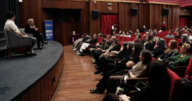 Ünlü yönetmen Karaçelik in yeni filmi Bursalılarla buluştu Bursa Haberleri