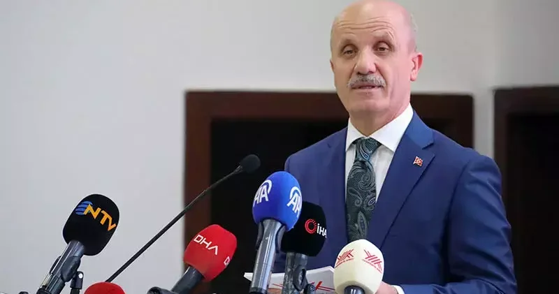 YÖK Başkanı Özvar: Vakıf üniversitelerinde de kontenjanlar düşürülecek