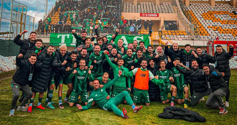 Bursaspor da şampiyonluk yasaklandı