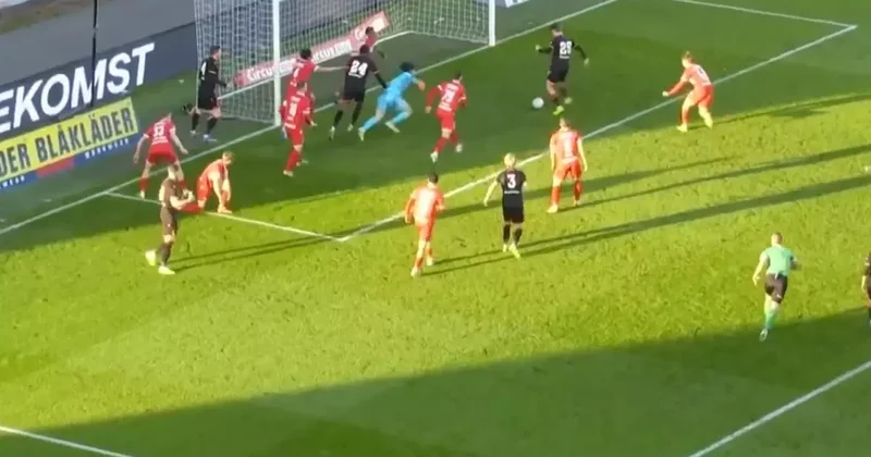 Boş kaleye gol atamadı