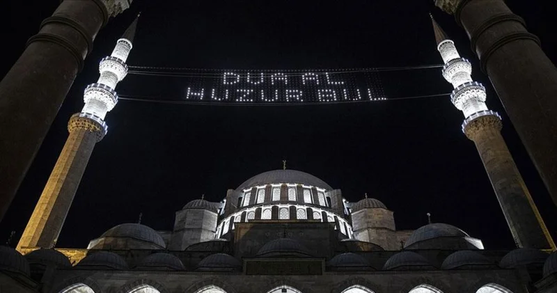 Kadir Gecesi Hatim Duası 2026: Arapça okunuşu, Türkçe anlamı ve tam metni! Kadir Gecesi hatimi ne zaman, nasıl yapılır?