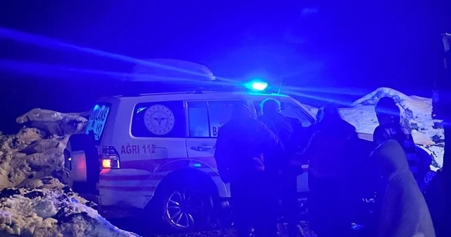 Ağrı da rahatsızlanan hasta arazi tipi ambulansla hastaneye kaldırıldı Ağrı Haberleri