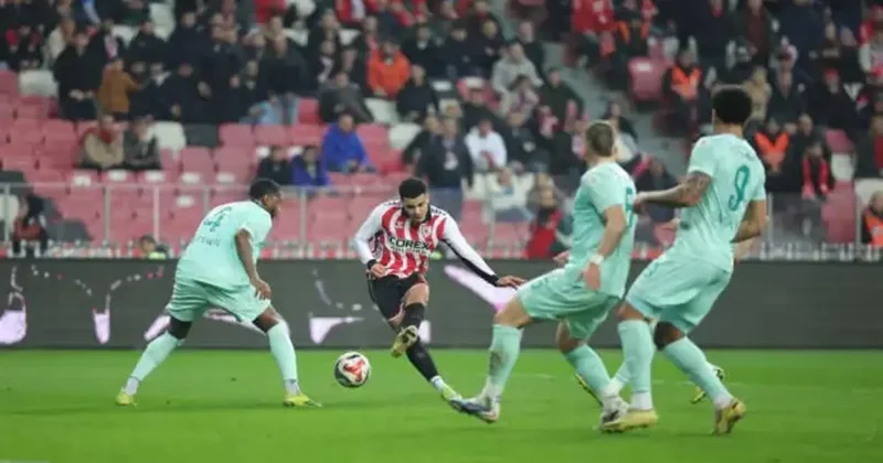 Sonuncudan çok gol yediler! Süper Lig in en kötü averajlı takımı belli oldu