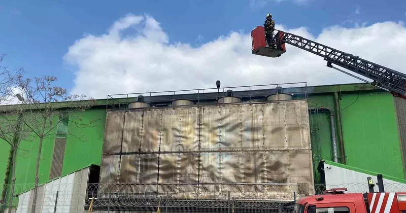 Kocaeli de fabrikada korkutan yangın