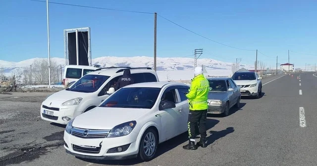 Patnos ta bayram öncesi trafik denetimleri artırıldı Ağrı Haberleri