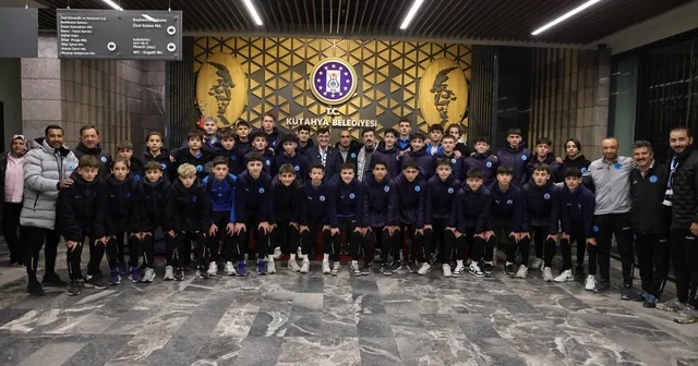 Kütahyaspor U 15 takımı namağlup şampiyon oldu Kütahya Haberleri