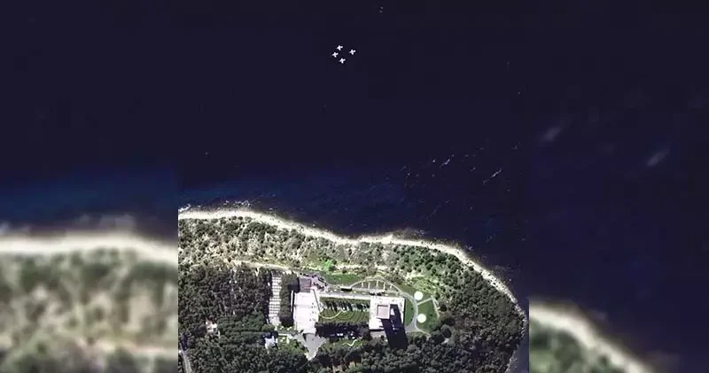 Hava Kuvvetleri ne ait jetler Çanakkale Şehitler Abidesi ni selamladı