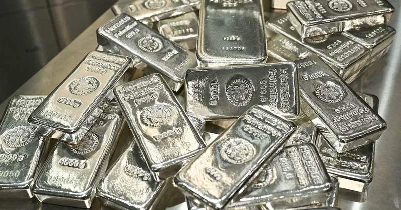 Gümüşte fırtına öncesi sessizlik mi? Ünlü analist tehlikeye karşı uyardı! Sözcü Gazetesi