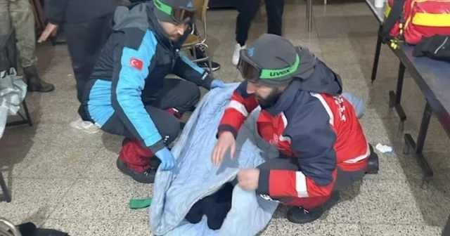 Başkale de hipotermi şüphesi olan 2 göçmen kurtarıldı Van Haberleri