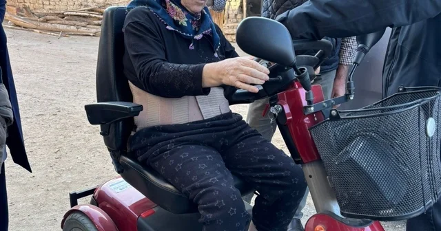 Kadınanalar Kültür Derneği nden anlamlı hediye Afyonkarahisar Haberleri