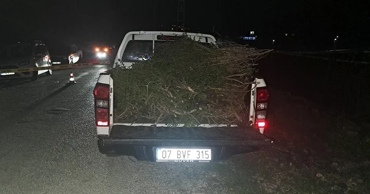 Kamyonet kasasındaki yolculukta korkunç son