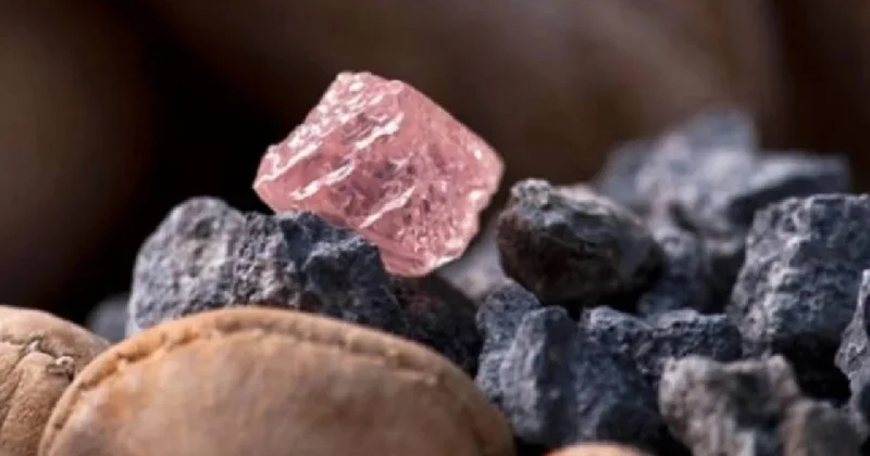 Elmastan daha sert olan eşsiz bir mineral keşfedildi Sözcü Gazetesi