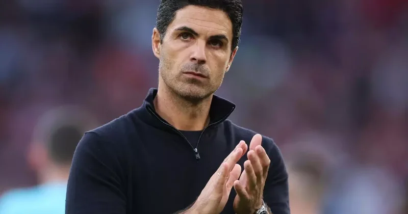 Puan farkı açılıyor! Bu adam bu takımı tam 22 sene sonra şampiyon yapabilir