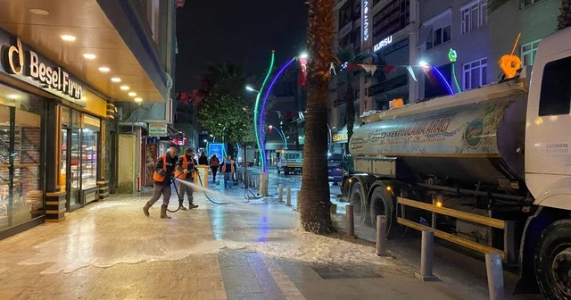 Çayırova da bayram öncesi cadde ve sokaklar yıkanıyor Kocaeli Haberleri