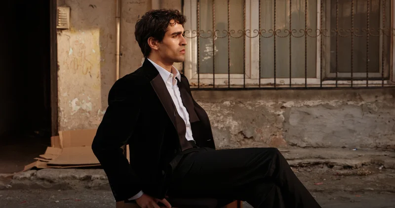 Delikanlı dan ilk tanıtım geldi! Show TV Delikanlı dizisi konusu nedir, yayın tarihi belli mi, oyuncu ve başrol kadrosu