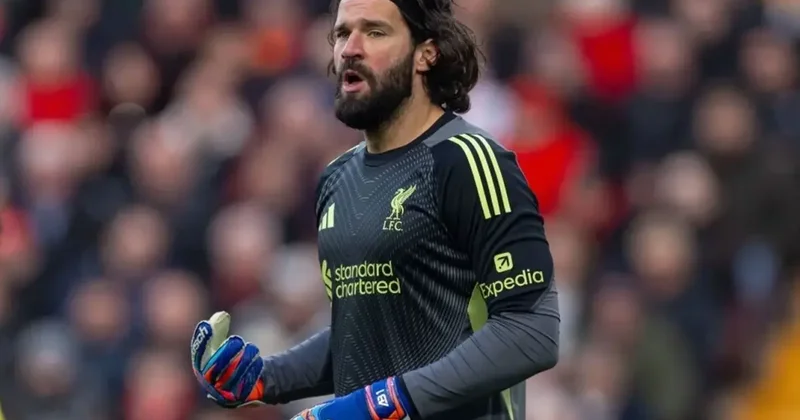 Alisson Liverpool da kalacak mı? Son kararını verdi