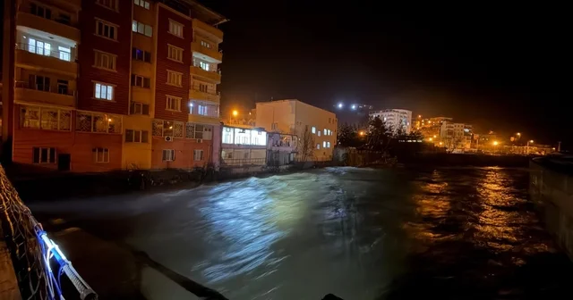 Bitlis Çayının su seviyesi arttı, Baykan da tedbir alındı Siirt Haberleri