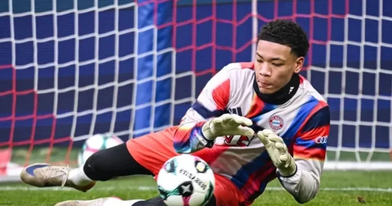 Bayern Münih de kaleci krizi! Şampiyonlar Ligi ne 16 yaşındaki isimle çıkacak Sözcü Gazetesi
