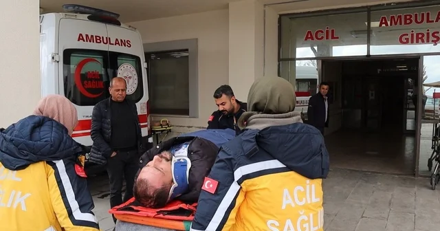 Şarampole yuvarlanan aracın sürücüsü yaralandı Adıyaman Haberleri