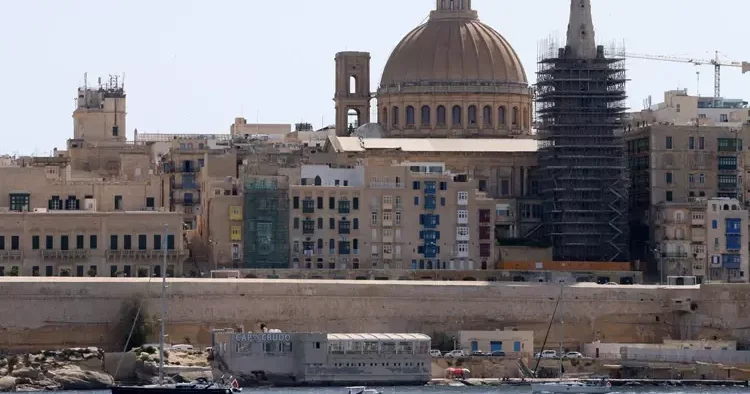Avrupa da yaşamadan oturum alma imkanı! Zenginlerin yeni rotası belli oldu