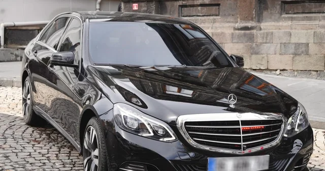 Kars Belediyesine Azerbaycan dan anlamlı destek: Makam aracı hediye edildi Kars Haberleri