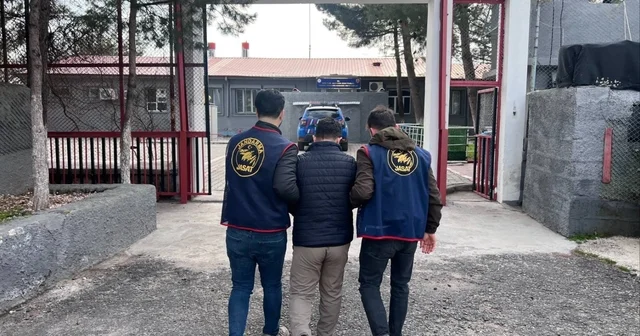 Diyarbakır da haklarında kesinleşmiş hapis cezası bulunan 159 kişi yakalandı Diyarbakır Haberleri