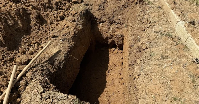 Saldırıda ölen öğretmenin defnedileceği mezar yeri görüntülendi Kahramanmaraş Haberleri