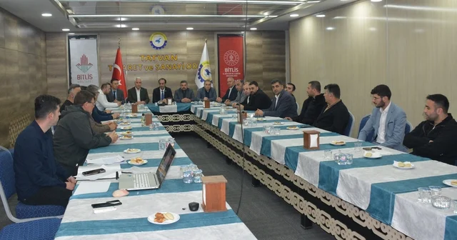 Tatvan da turizm sektör temsilcileri toplantısı gerçekleştirildi Bitlis Haberleri