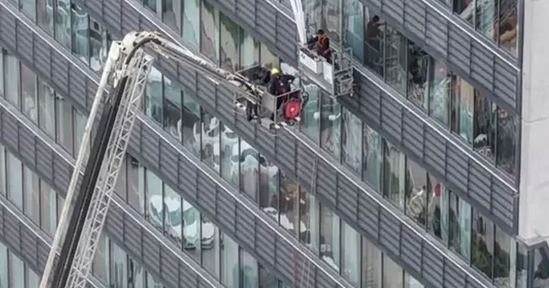 Bursa da Asansör Arızası: İki İşçi 52 Metre Yükseklikte Mahsur Kaldı