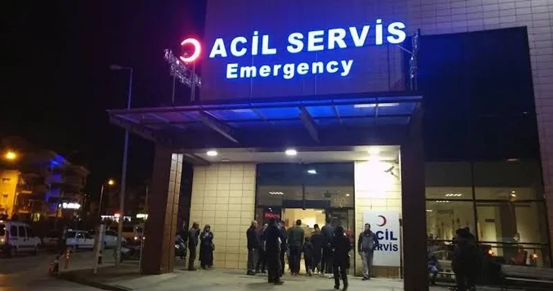 Alanya da otelde fenalaşan 23 yaşındaki turist kaldırıldığı hastanede öldü Antalya Haberleri