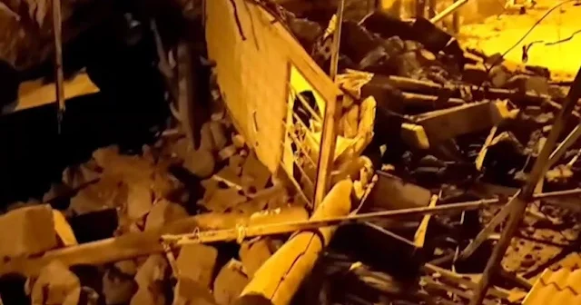 Kayseri’de kerpiç ev çöktü, mahallede panik yaşandı VİDEO İZLE