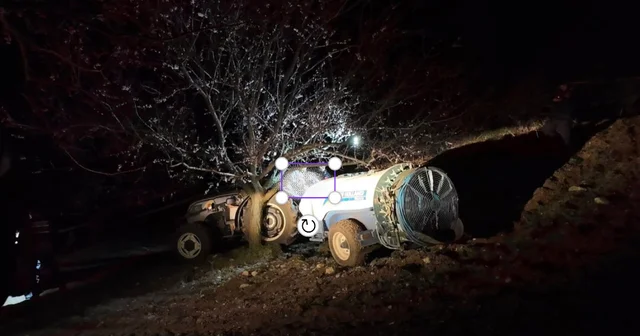 Malatya da traktör ile kayısı ağacı arasında kalan sürücü öldü Malatya Haberleri
