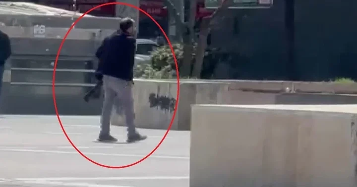 Diyarbakır da pompalı tüfekle yürüyen kişi gözaltına alındı